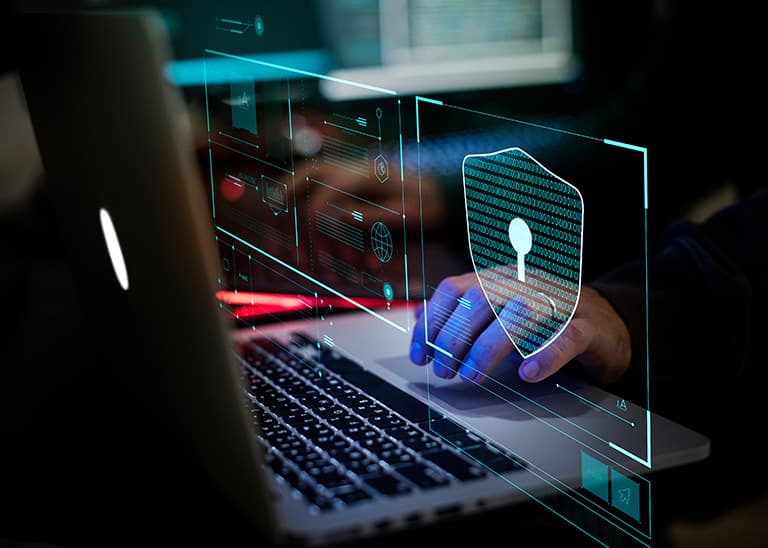 How to Protect Your Online Privacy – 6 Must-Do's from our Experts 