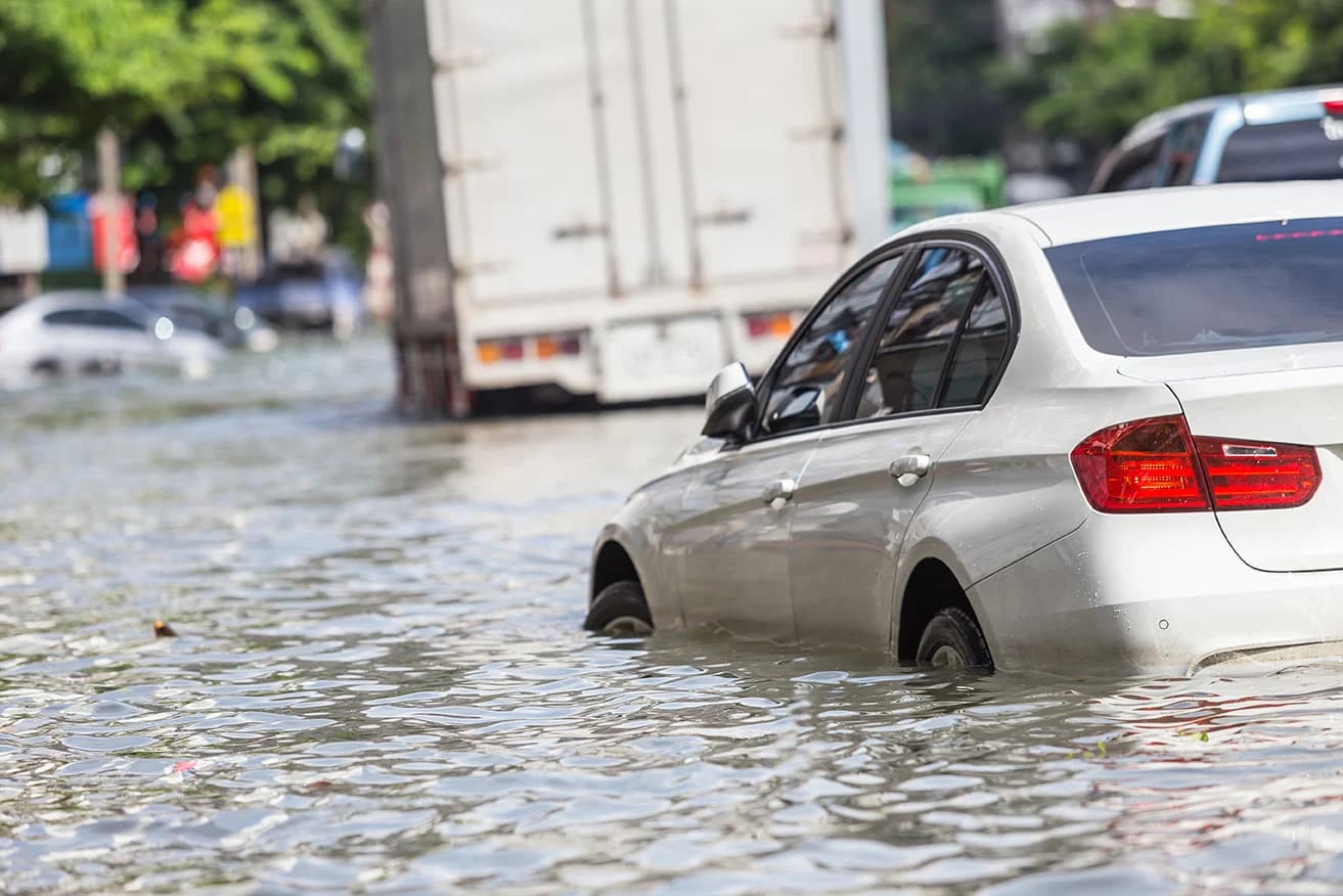 Lessons in Resilience: Strengthening Organizational Preparedness for Increasing Climate Risk Lessons in Resilience: Strengthening Organizational Preparedness for Increasing Climate Risk