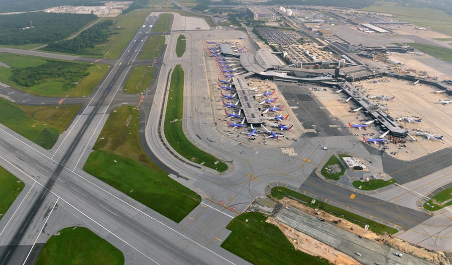 US Flight Disruptions – Aging Technology in the National Airspace System US Flight Disruptions – Aging Technology in the National Airspace System